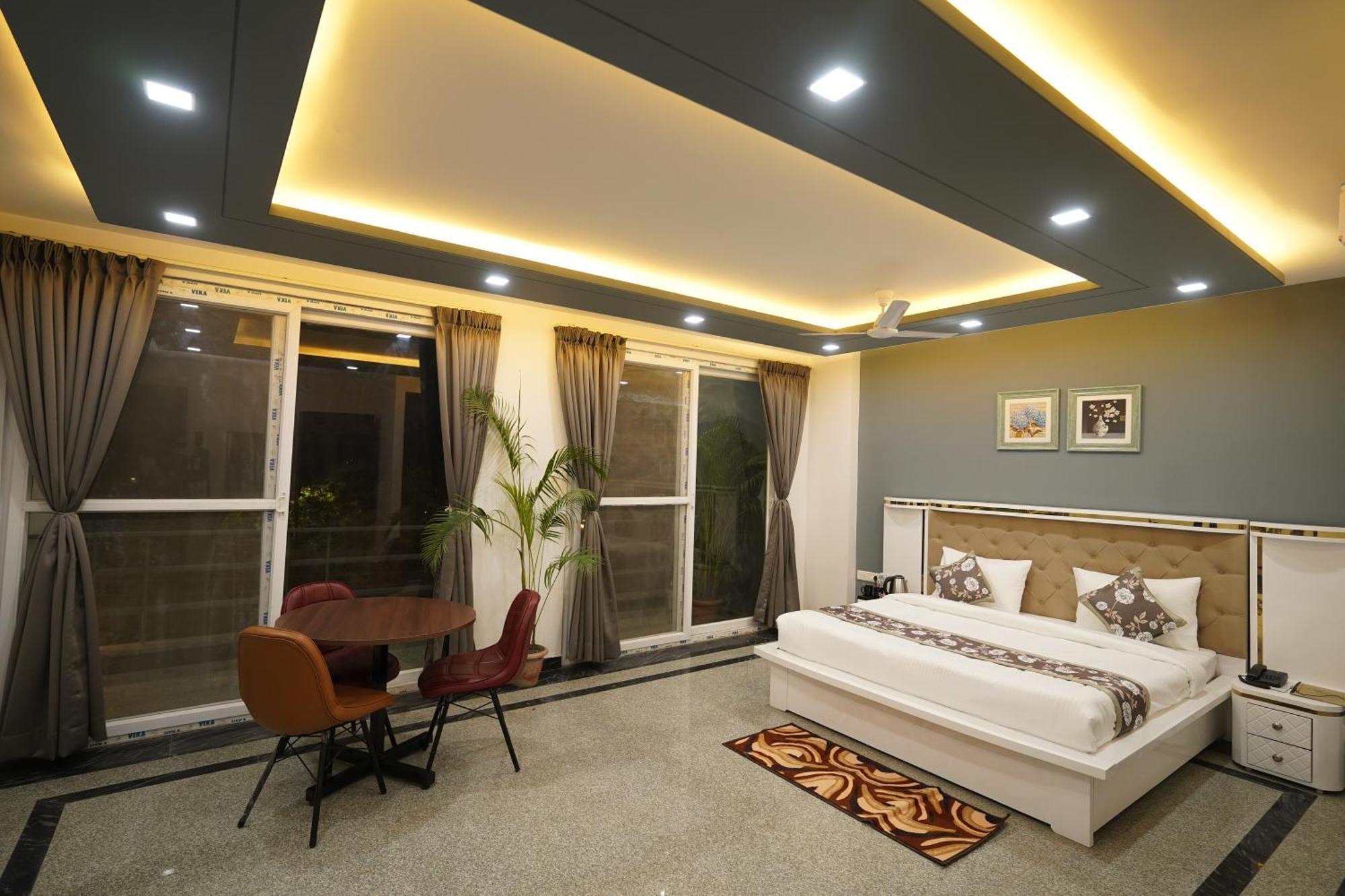Posh Garden Inn Artemis Hospital Road Gurgaon Eksteriør bilde
