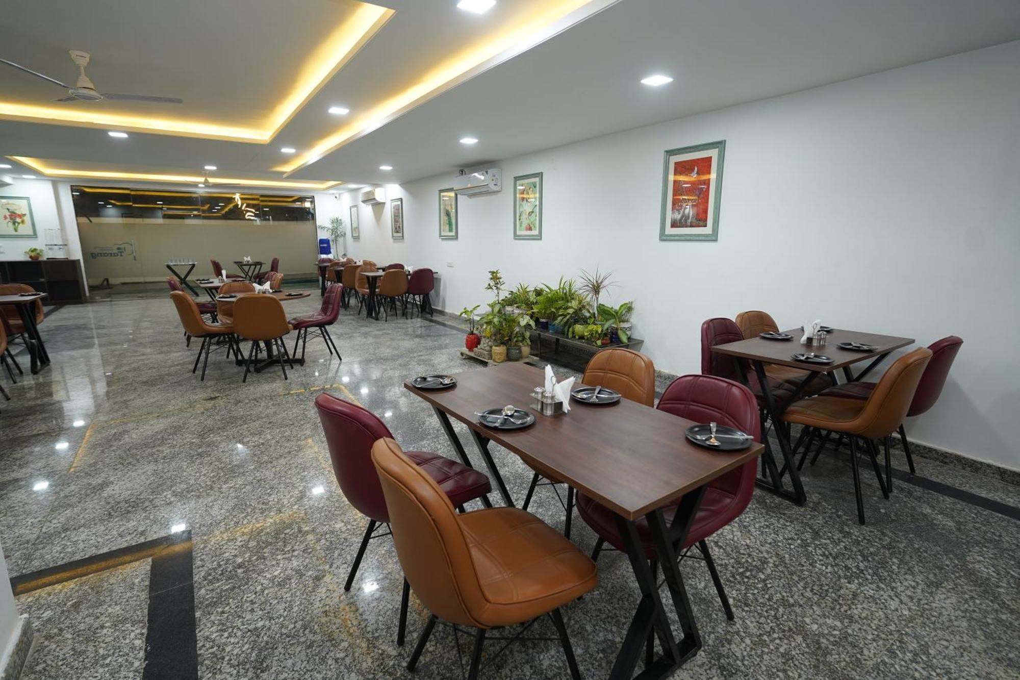 Posh Garden Inn Artemis Hospital Road Gurgaon Eksteriør bilde