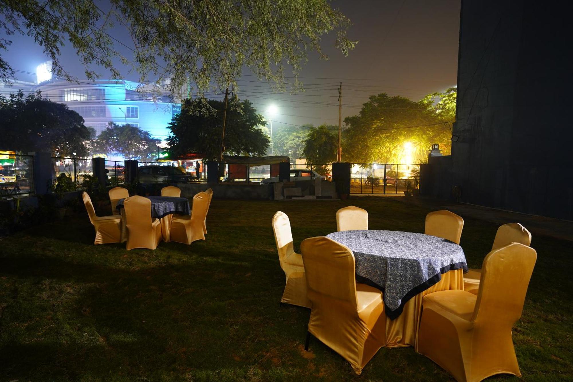 Posh Garden Inn Artemis Hospital Road Gurgaon Eksteriør bilde