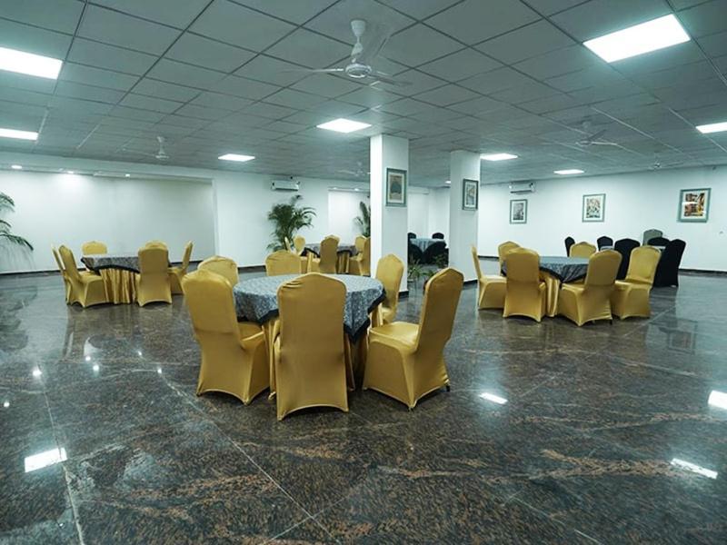 Posh Garden Inn Artemis Hospital Road Gurgaon Eksteriør bilde